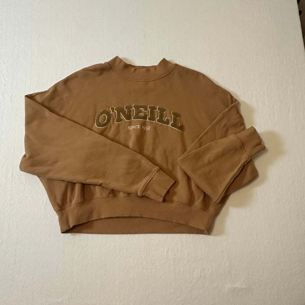 O'Neill Women's Medium Moment Crop Crewneck Sweatshirt in Tobacco Brown
